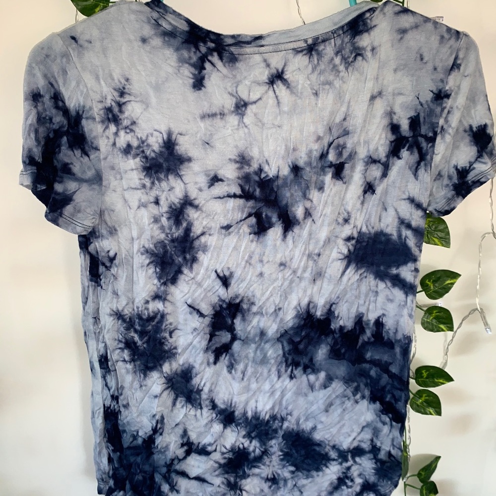 Blouse - Picture 2 of 2